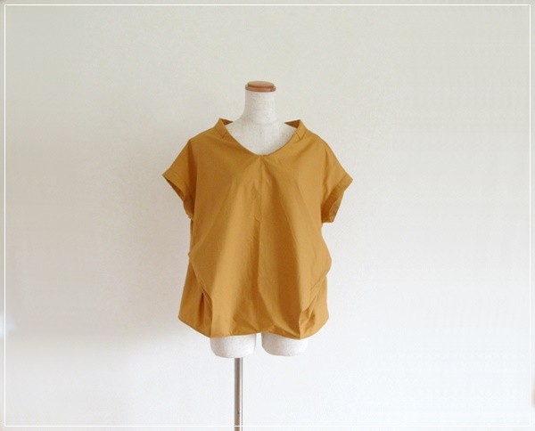 yellow* フロントタックブラウス