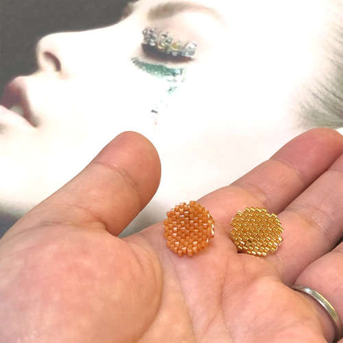 365 ハンドメイドピアス 丸デリカビーズ 2色 シンプル オレンジ  