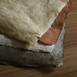 革のような風合い　手製本のリングノート 「ｒｏｋｕｔａシリーズ-こげ茶-」＊ヒマラヤの手漉き紙「ロクタ紙」使用 8枚目の画像