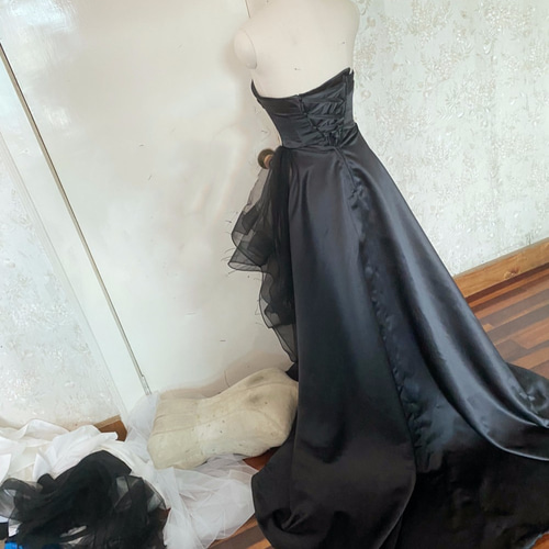 美品！ イブニングドレス 黒 ベアトップ ミニトレーン/短トレーン  