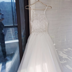 上品！ ウエディングドレス ホワイト 優雅なシルエット キャミソール 2枚目の画像