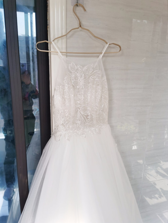 上品！ ウエディングドレス ホワイト 優雅なシルエット キャミソール 3枚目の画像