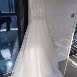 上品！ ウエディングドレス ホワイト 優雅なシルエット キャミソール 4枚目の画像