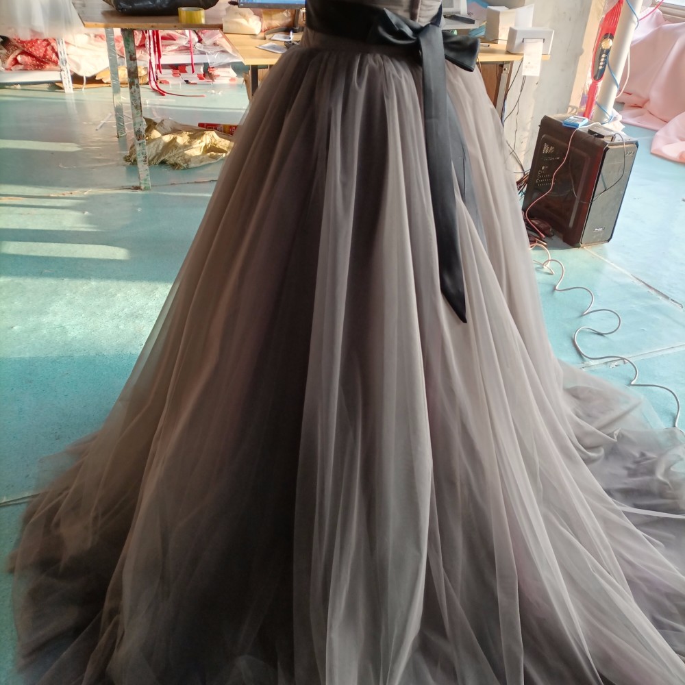 高品質！ パーティードレス   ミニトレーン/短トレーン  取り外しオフショルダー  エレガント   編み上げ   細見