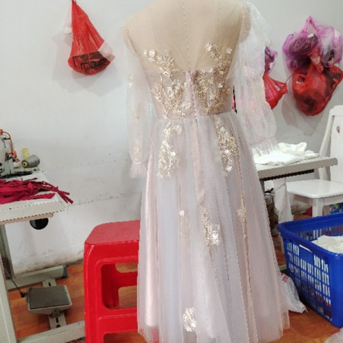 美品！ パーティードレス ピンク紫 ミディアムドレス 背中見せ 上品  