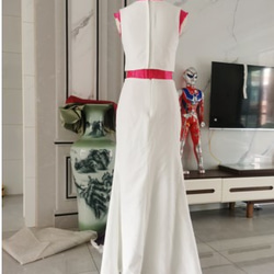エレガント イブニングドレス ツーピース ホワイト ファスナー  ２点セット   細見えシルエット 2枚目の画像