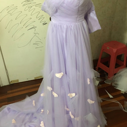 素敵なカラードレス オフショルダー パープル/紫 ソフトチュール 花嫁 1枚目の画像
