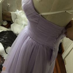 素敵なカラードレス オフショルダー パープル/紫 ソフトチュール 花嫁 2枚目の画像