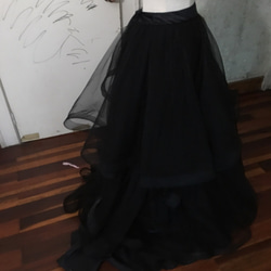 優雅   ウェディングドレス   スカートのみ    黑   ソフトチュール     2次会  謝恩会  教会式  撮り 3枚目の画像
