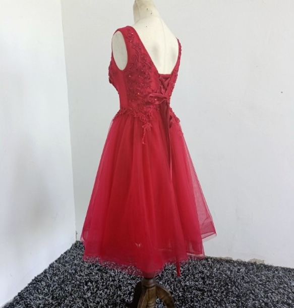 上カラードレス  ワインレッド    プリンセスライン ノースリーブ Vネックドレス ミニワンピース 5枚目の画像
