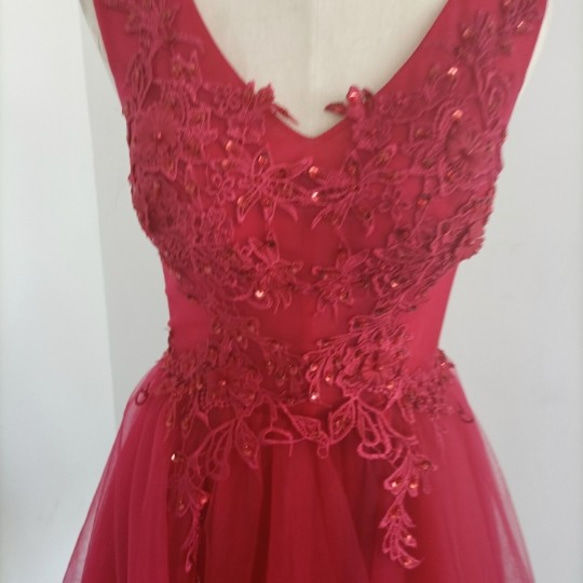 上カラードレス  ワインレッド    プリンセスライン ノースリーブ Vネックドレス ミニワンピース 6枚目の画像