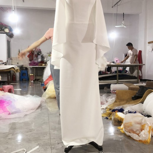 高品質！ ウエディングドレス ケープ風ドレス スリット オフショルダー  