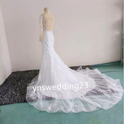 高品質！ウエディングドレス 純白 オフショル 3D立体レース刺繍 マーメイドライン 2枚目の画像