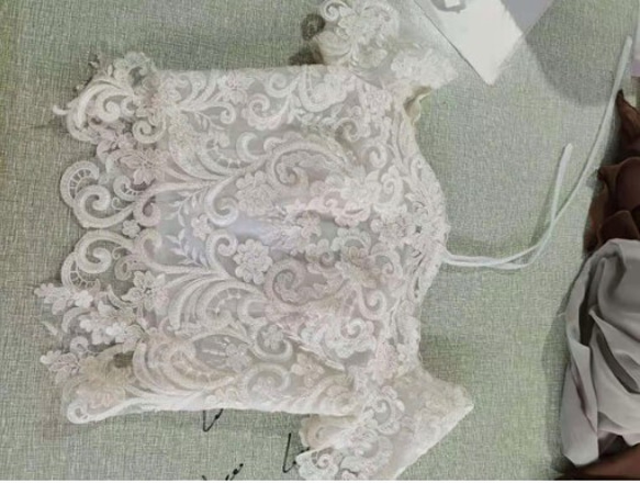 高品質！  ボレロ  ウエディングドレス   3D立体レース刺繍 キラキラ オフショルダー 4枚目の画像