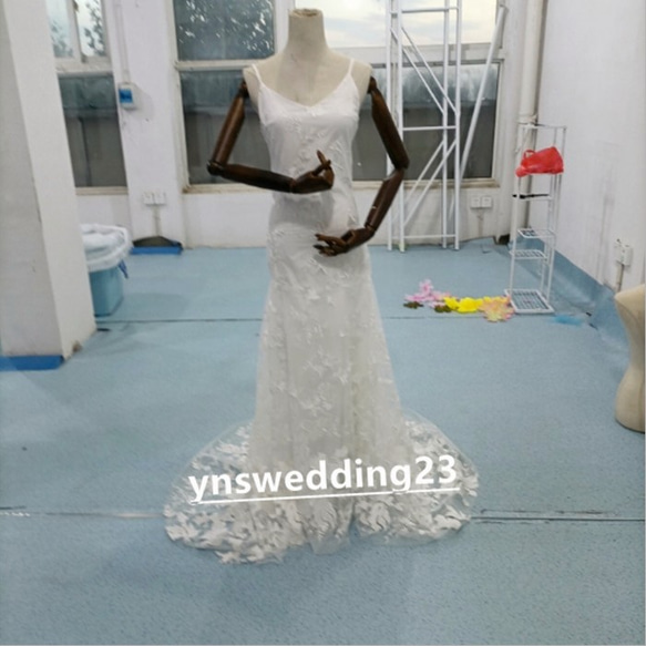 婚紗吊帶背心灰白色3D立體蕾絲刺繡二次元 第1張的照片