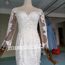 高品質！ウエディングドレス ホワイト 花モチーフ 上品透け袖 マーメイドライン 憧れのドレス エレガント 可愛い 2枚目の画像