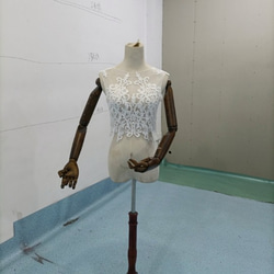 ウエディングドレス用ボレロ トップスのみ ノースリーブ 　くるみボタン　繊細レース　オーダー可能 1枚目の画像
