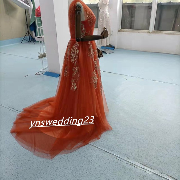 高品質！  カラードレス   テラコッタ色  3D立体レース刺繍   結婚式ドレス  2次会 前撮り 3枚目の画像