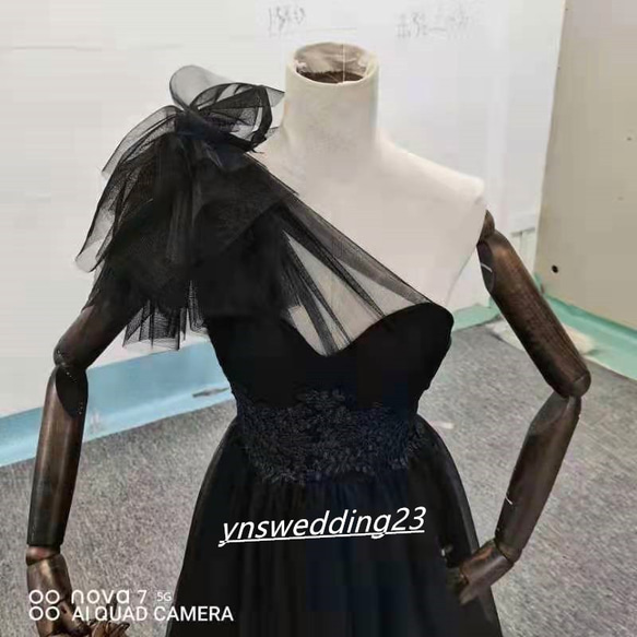 カラードレス 黒 ソフトチュール ベアトップ スリット トレーン 美品！ イブニングドレス 5枚目の画像
