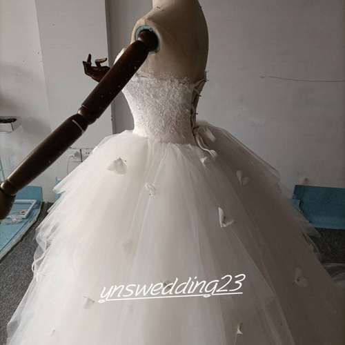 高品質！ ウエディングドレス スカラップレース キラキラチュール ベア  
