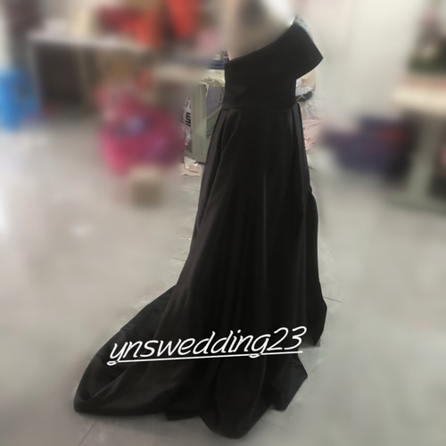 上品！ パーティードレス スリット 黑 トレーン 舞台ドレス 2次会  