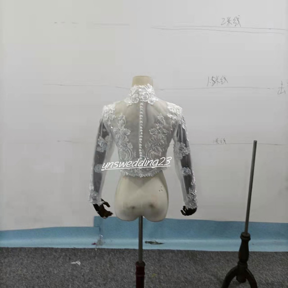 エレガント ウエディングドレス    チャイナドレス襟    ボレロ   3D立体レース刺繍    長袖 4枚目の画像