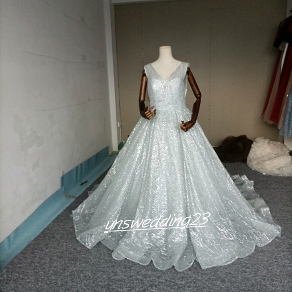 ウェディングドレス キラキラドレス プリンセス トレーン お呼ばれ  