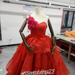 高質量！婚紗禮服精美的歐根迪紅色裸露上衣花瓣婚禮/招待會音樂會 第8張的照片