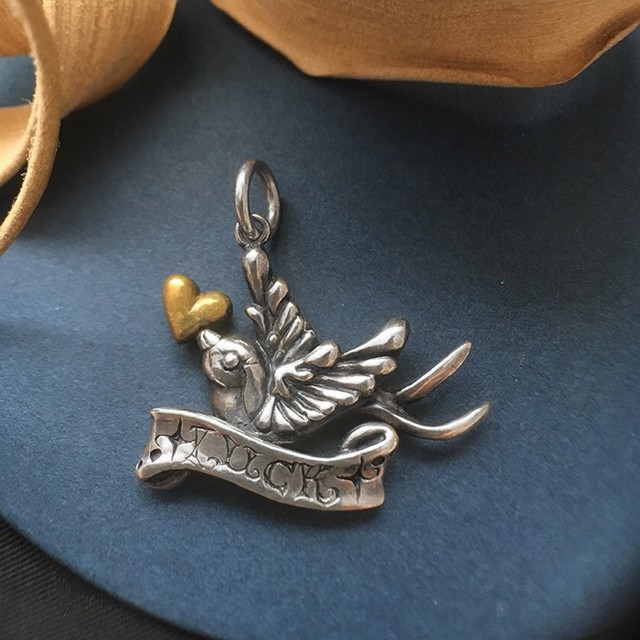 Swallow Kiss (TT-005)