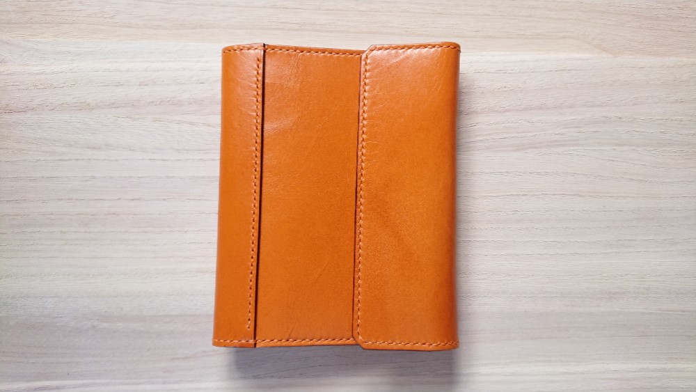 ＊受注生産＊　三つ折り手帳カバー（A6／文庫本サイズ）　ピアノレザー＆ピッグスエード　キャメル