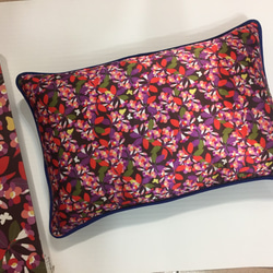 紫玲藤印花長形抱枕套 第2張的照片