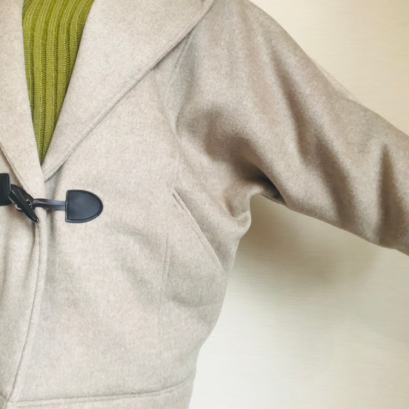 贅沢なカシミヤウール100% で作ったゆったりオーバーサイズのフーデットコート♡【総裏付き】グレージュ色 7枚目の画像