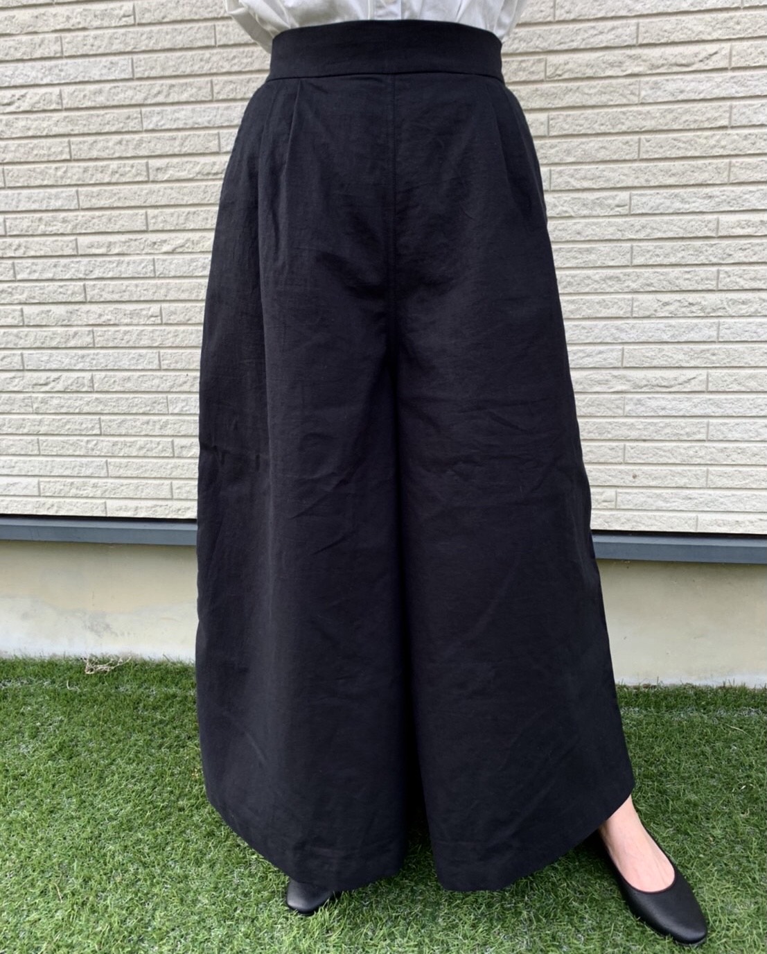 ツータックワイドパンツ/リネンコットン素材【黒】