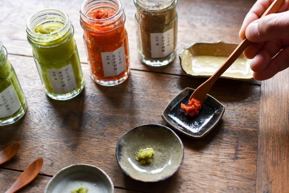 【一番人気】贅沢 "生ゆず胡椒"４色食べ比べセット（冷凍／送料込）