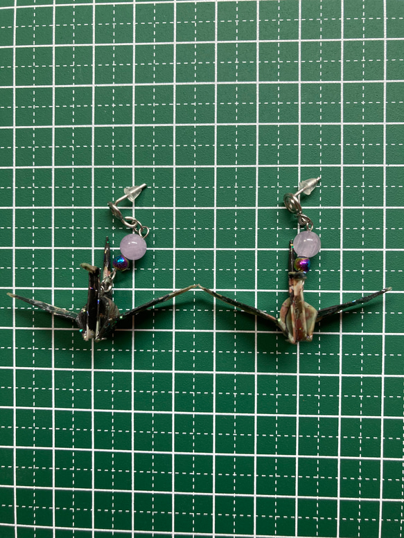 折鶴とラベンダーアメジストのピアス（68） 3枚目の画像