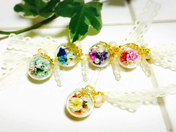 Earphonejack gypsophila princessかすみ草パールガラスドームイヤホンジャックスマホピアス 2枚目の画像