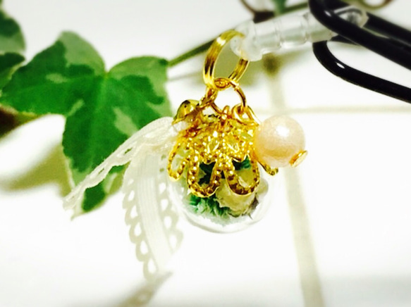 Earphonejack gypsophila princessかすみ草パールガラスドームイヤホンジャックスマホピアス 4枚目の画像