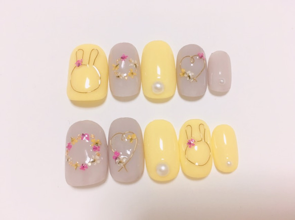 ウサギネイルチップ ネイルチップ（つけ爪） 猫背 通販｜Creema  