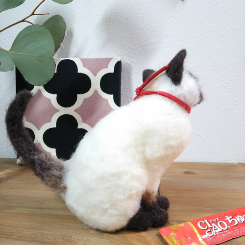 羊毛フェルト】シャム猫 お座りver.【猫】 羊毛フェルト Nな