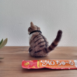 【ほっこり癒しのミニねこ】キジ白猫　お座りver.【羊毛フェルト】【猫】 6枚目の画像