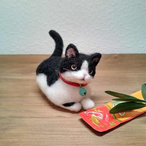 羊毛フェルト 作家様 ハンドメイド ハチワレ 猫 ネコ