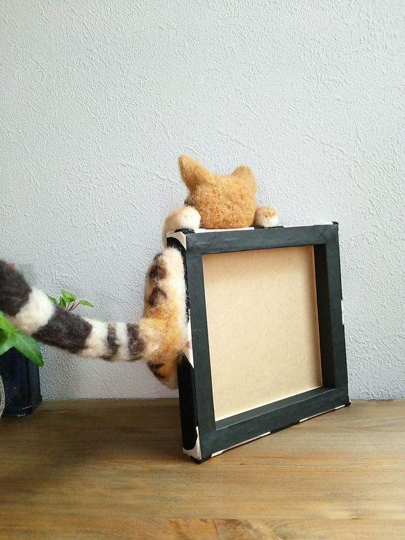 ベンガル猫 ぶらさがりファブリックパネル【羊毛フェルト】 5枚目の画像
