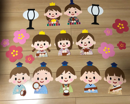 壁面飾り楽しいひな祭り　10人セット　文字付き 4350円 壁面飾り楽しいひな祭り 10人セット 文字付き 4350円-公式ウェブ