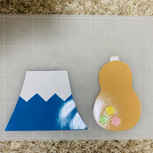 whiteオーダー 壁面飾り 1月から12月 4月を除く セット white