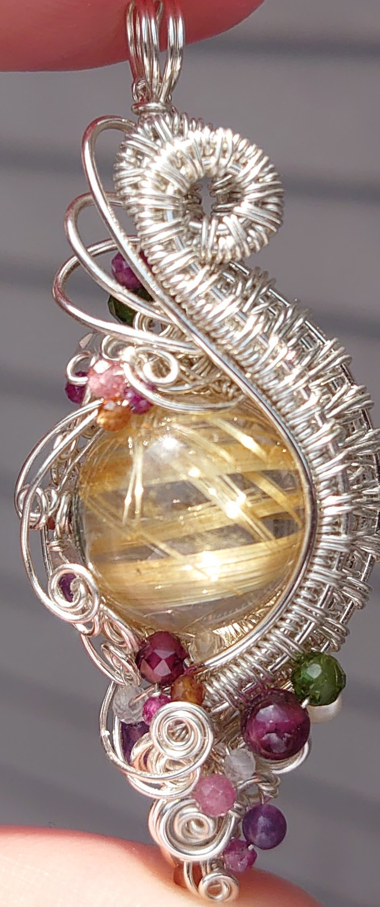 宝石質　タイチンクォーツ（１４ｍｍ）　ペンダント