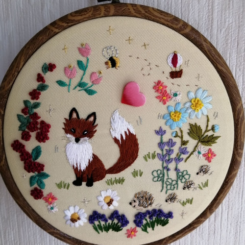 和風 刺繍 鷹と松の木 インテリア 刺繍画 鷲 鷹 MATSUBATO BRANDの通販 by 7月26日〜30日発送不可