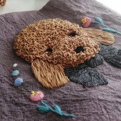 テディカット・プードル刺繍のポシェット【プードルグッズ】 2枚目の画像