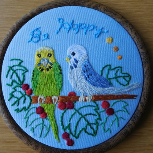 インテリア　刺繍 ペア・セキセイインコ刺繍 タペストリー・壁掛け HanaDaisy
