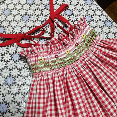 備忘録作成中 ギンガムチェックのスモッキング刺繍 エプロン⑨