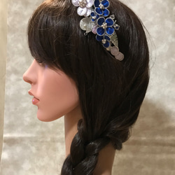 髪飾り　刺繡糸の髪飾り ブルーとラベンダーカラー　「高潔」 7枚目の画像
